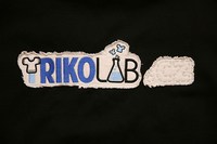 Aplikovaná výšivka trikolab.cz